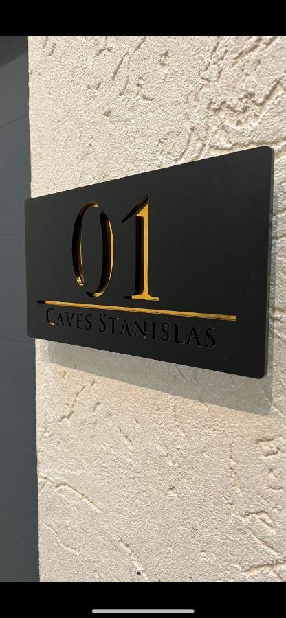 Jaccuzi & Spa Des Caves Stanislas Nancy Exterior foto